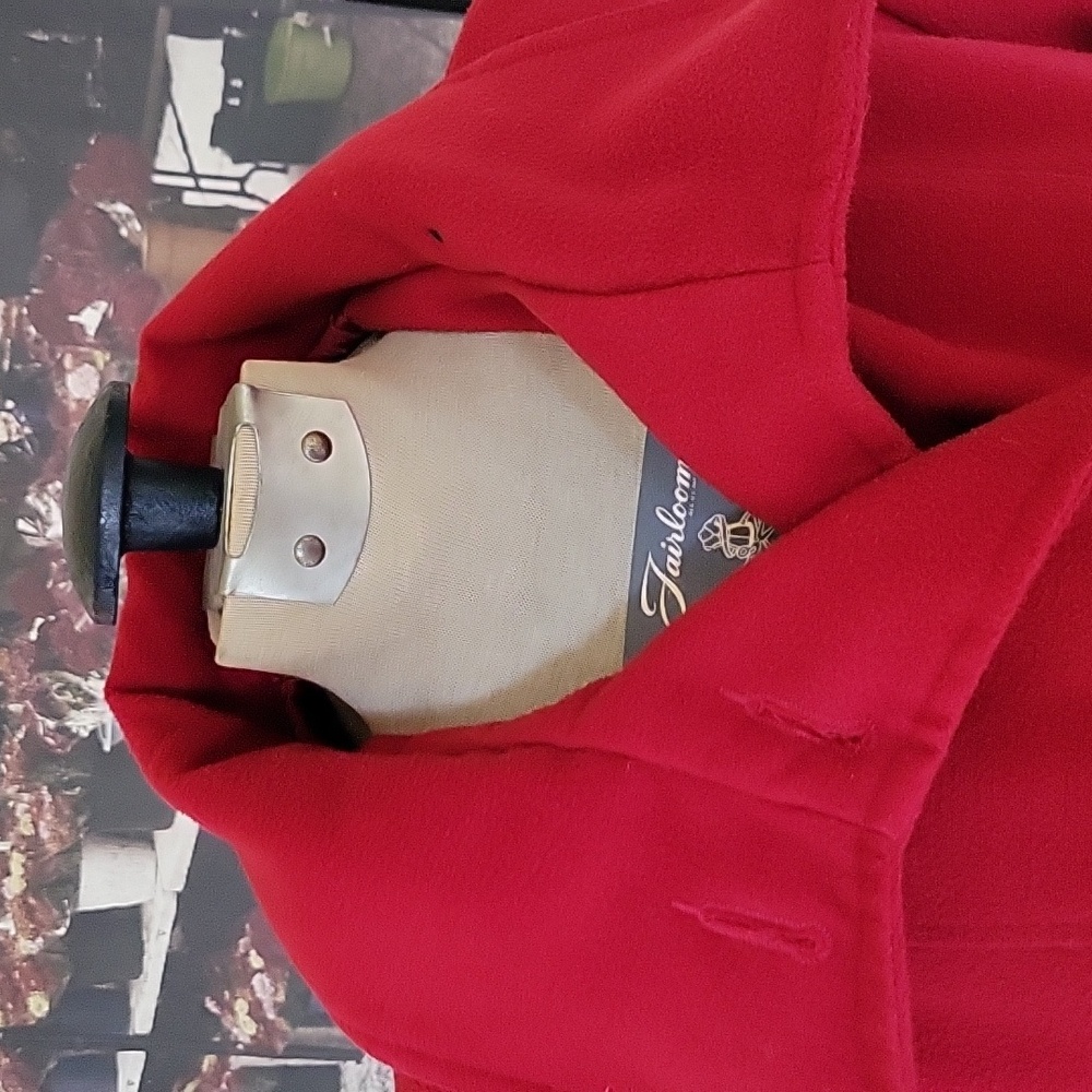 Winter double-breated or Pea coat with red lining and 2 large buttoned pockets - Picture 8 of 14